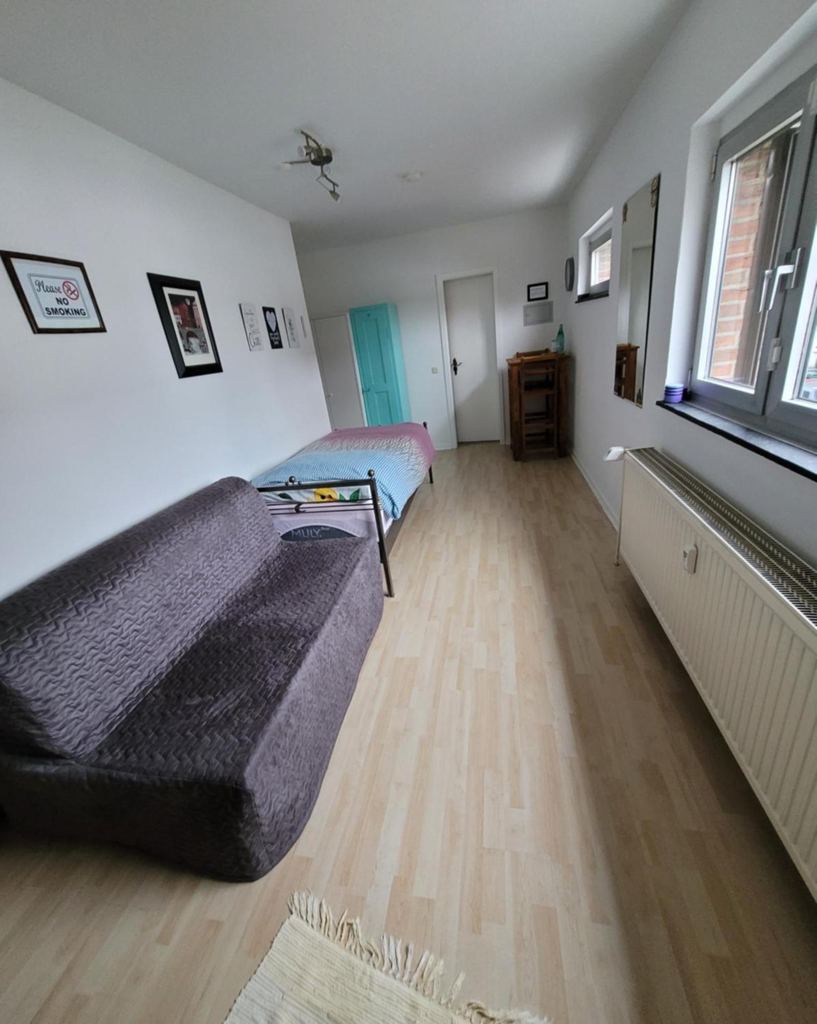 Messezimmer Am Thewissenweg Dusseldorf Room photo